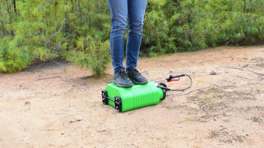 El tanque del pulverizador manual ML 20 de Sirfran está diseñado para soportar las condiciones más exigentes en el campo.